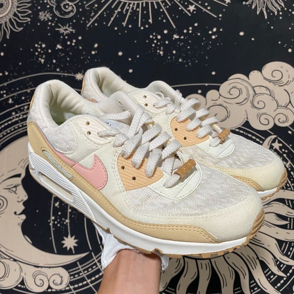 Nike Air Max 90 SE DJ9997-101 Athletic Shoes Women's 11 Beige Leather Cushioned
